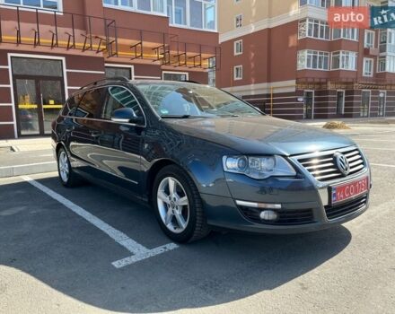 Синий Фольксваген Пассат, объемом двигателя 1.8 л и пробегом 194 тыс. км за 7950 $, фото 1 на Automoto.ua