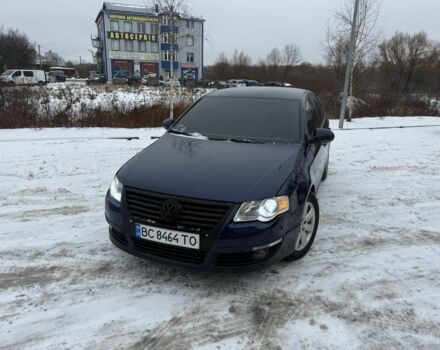 Синий Фольксваген Пассат, объемом двигателя 2 л и пробегом 265 тыс. км за 7200 $, фото 1 на Automoto.ua