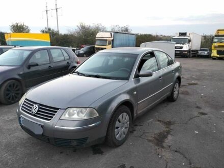 Синій Фольксваген Пассат, об'ємом двигуна 1.4 л та пробігом 309 тис. км за 4800 $, фото 1 на Automoto.ua