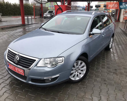 Синій Фольксваген Пассат, об'ємом двигуна 1.8 л та пробігом 167 тис. км за 7500 $, фото 1 на Automoto.ua