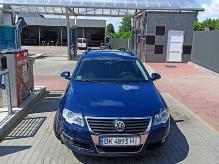 Синий Фольксваген Пассат, объемом двигателя 2 л и пробегом 339 тыс. км за 6600 $, фото 1 на Automoto.ua