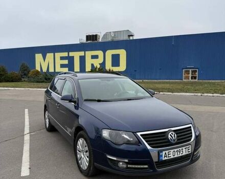 Синий Фольксваген Пассат, объемом двигателя 2 л и пробегом 328 тыс. км за 7200 $, фото 1 на Automoto.ua