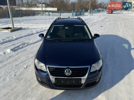Синий Фольксваген Пассат, объемом двигателя 0 л и пробегом 380 тыс. км за 6200 $, фото 1 на Automoto.ua