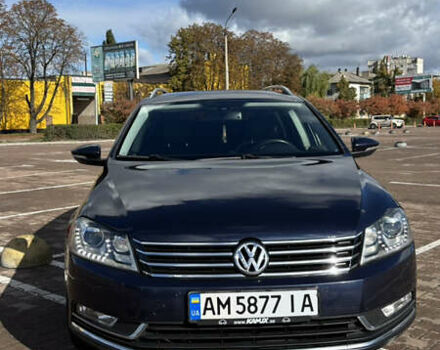 Синий Фольксваген Пассат, объемом двигателя 2 л и пробегом 256 тыс. км за 11500 $, фото 1 на Automoto.ua