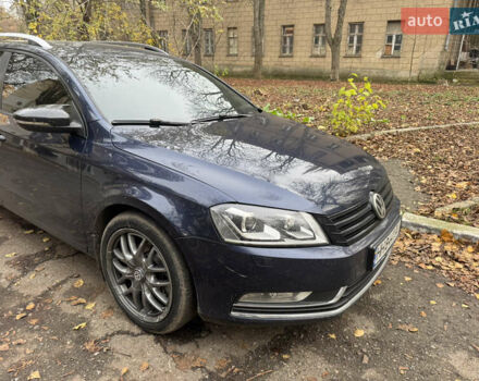 Синий Фольксваген Пассат, объемом двигателя 1.4 л и пробегом 352 тыс. км за 7500 $, фото 1 на Automoto.ua