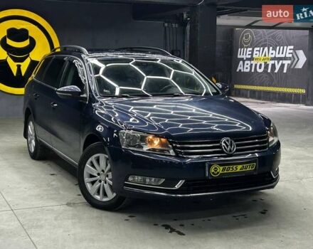 Синий Фольксваген Пассат, объемом двигателя 1.6 л и пробегом 298 тыс. км за 9400 $, фото 1 на Automoto.ua