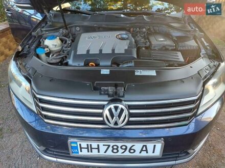 Синій Фольксваген Пассат, об'ємом двигуна 1.6 л та пробігом 50 тис. км за 7999 $, фото 1 на Automoto.ua