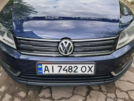 Синий Фольксваген Пассат, объемом двигателя 1.6 л и пробегом 284 тыс. км за 8500 $, фото 1 на Automoto.ua