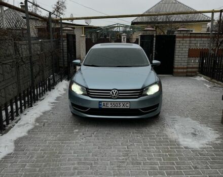 Синий Фольксваген Пассат, объемом двигателя 2.5 л и пробегом 258 тыс. км за 9900 $, фото 1 на Automoto.ua