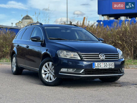 Синий Фольксваген Пассат, объемом двигателя 2 л и пробегом 272 тыс. км за 10350 $, фото 1 на Automoto.ua