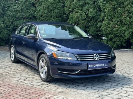 Синий Фольксваген Пассат, объемом двигателя 2.5 л и пробегом 211 тыс. км за 9900 $, фото 1 на Automoto.ua