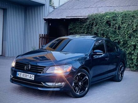 Синий Фольксваген Пассат, объемом двигателя 2 л и пробегом 213 тыс. км за 13000 $, фото 1 на Automoto.ua