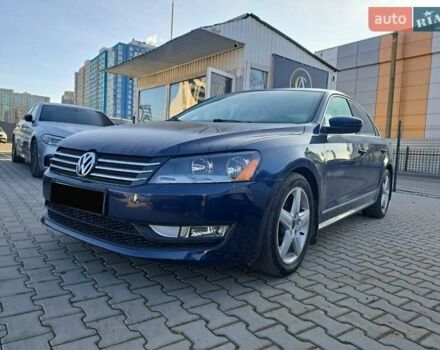 Синий Фольксваген Пассат, объемом двигателя 2 л и пробегом 226 тыс. км за 8500 $, фото 1 на Automoto.ua