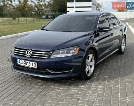 Синий Фольксваген Пассат, объемом двигателя 1.8 л и пробегом 221 тыс. км за 9500 $, фото 1 на Automoto.ua