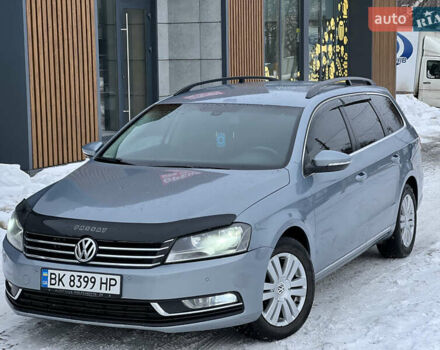 Синий Фольксваген Пассат, объемом двигателя 1.6 л и пробегом 319 тыс. км за 7900 $, фото 1 на Automoto.ua