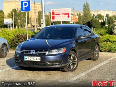 Синій Фольксваген Пассат, об'ємом двигуна 2.5 л та пробігом 235 тис. км за 10500 $, фото 1 на Automoto.ua