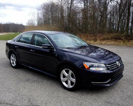 Синий Фольксваген Пассат, объемом двигателя 1.8 л и пробегом 83 тыс. км за 7800 $, фото 1 на Automoto.ua