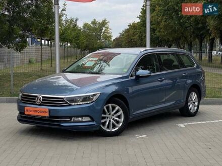 Фольксваген Пассат 2014 в Днепре (Днепропетровске) на Automoto.ua Синий Фольксваген Пассат, объемом двигателя 1.6 л и пробегом 298 тыс. км за 11500 $, фото 1 на Automoto.ua