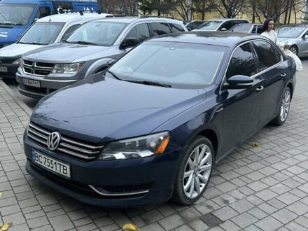 Синий Фольксваген Пассат, объемом двигателя 1.8 л и пробегом 290 тыс. км за 7950 $, фото 1 на Automoto.ua