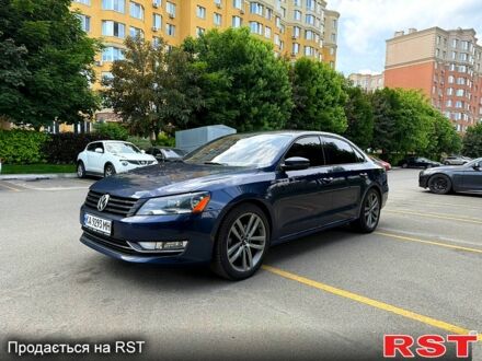 Синий Фольксваген Пассат, объемом двигателя 1.8 л и пробегом 170 тыс. км за 10400 $, фото 1 на Automoto.ua