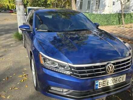 Синий Фольксваген Пассат, объемом двигателя 3.6 л и пробегом 155 тыс. км за 16000 $, фото 1 на Automoto.ua