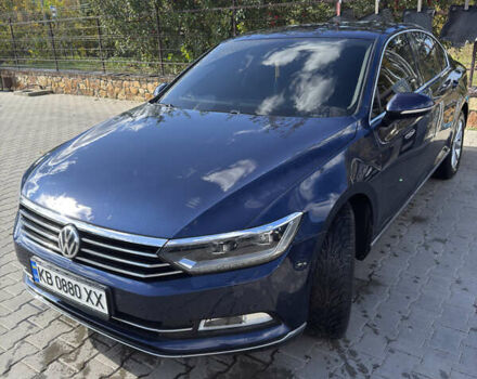 Синий Фольксваген Пассат, объемом двигателя 1.8 л и пробегом 157 тыс. км за 18000 $, фото 1 на Automoto.ua