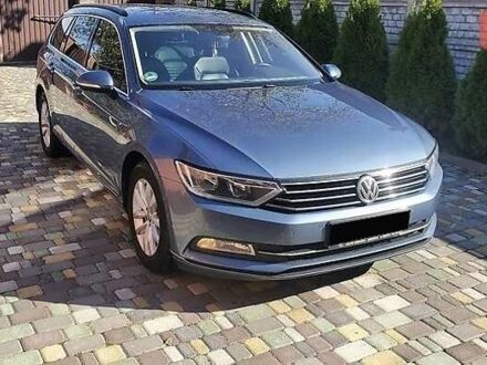 Фольксваген Пассат 2015 в Прилуках на Automoto.ua Синий Фольксваген Пассат, объемом двигателя 1.97 л и пробегом 290 тыс. км за 15500 $, фото 1 на Automoto.ua