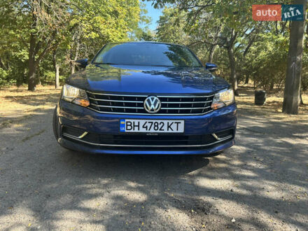 Синій Фольксваген Пассат, об'ємом двигуна 1.8 л та пробігом 110 тис. км за 12500 $, фото 1 на Automoto.ua