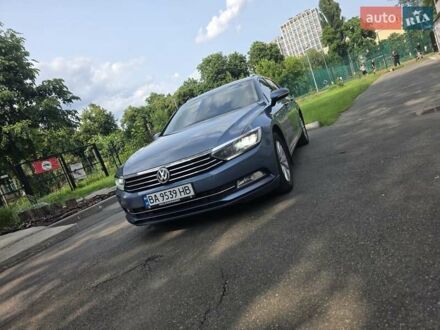 Синий Фольксваген Пассат, объемом двигателя 1.6 л и пробегом 270 тыс. км за 12300 $, фото 1 на Automoto.ua