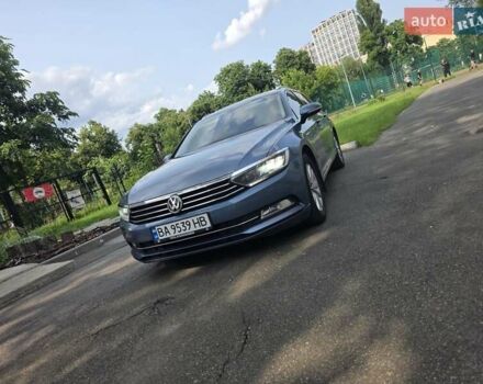 Синий Фольксваген Пассат, объемом двигателя 1.6 л и пробегом 270 тыс. км за 12300 $, фото 1 на Automoto.ua
