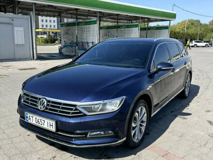 Фольксваген Пассат 2015 у Івано-Франківську на Automoto.ua Синій Фольксваген Пассат, об'ємом двигуна 1.97 л та пробігом 343 тис. км за 13900 $, фото 1 на Automoto.ua