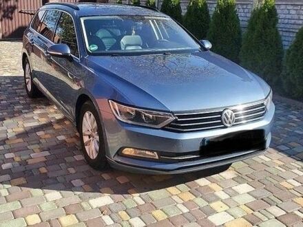 Синий Фольксваген Пассат, объемом двигателя 1.97 л и пробегом 290 тыс. км за 15500 $, фото 1 на Automoto.ua