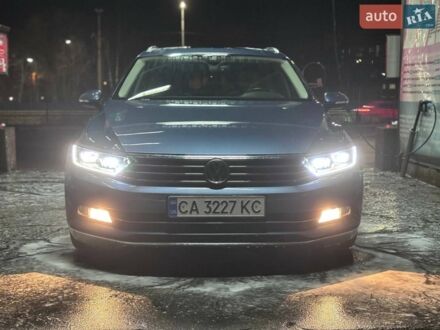 Синій Фольксваген Пассат, об'ємом двигуна 1.97 л та пробігом 420 тис. км за 11800 $, фото 1 на Automoto.ua