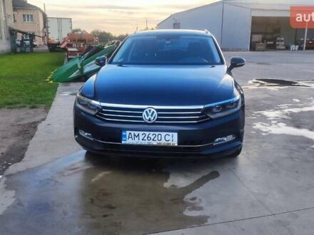 Фольксваген Пассат 2015 в Житомире на Automoto.ua Синий Фольксваген Пассат, объемом двигателя 1.97 л и пробегом 125 тыс. км за 14999 $, фото 1 на Automoto.ua