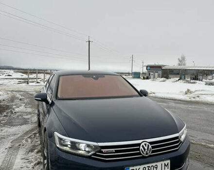 Синий Фольксваген Пассат, объемом двигателя 1.97 л и пробегом 270 тыс. км за 17800 $, фото 1 на Automoto.ua