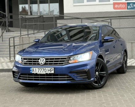 Синий Фольксваген Пассат, объемом двигателя 1.8 л и пробегом 179 тыс. км за 12999 $, фото 1 на Automoto.ua