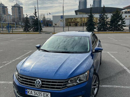Фольксваген Пассат 2016 в Ромнах на Automoto.ua Синий Фольксваген Пассат, объемом двигателя 1.8 л и пробегом 135 тыс. км за 11900 $, фото 1 на Automoto.ua