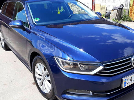 Синий Фольксваген Пассат, объемом двигателя 2 л и пробегом 243 тыс. км за 13500 $, фото 1 на Automoto.ua