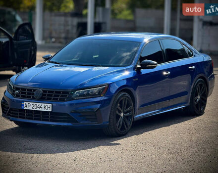 Синий Фольксваген Пассат, объемом двигателя 1.8 л и пробегом 119 тыс. км за 12800 $, фото 1 на Automoto.ua