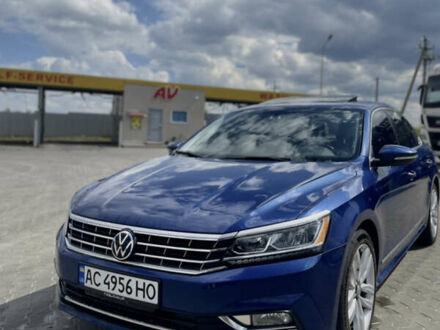 Синій Фольксваген Пассат, об'ємом двигуна 1.8 л та пробігом 226 тис. км за 12999 $, фото 1 на Automoto.ua