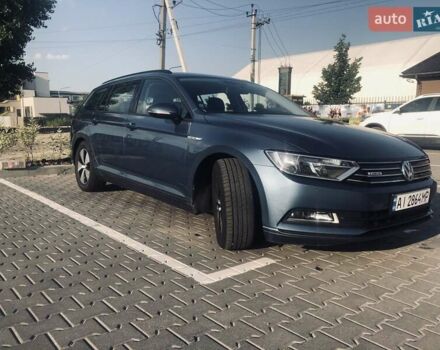 Синий Фольксваген Пассат, объемом двигателя 1.6 л и пробегом 297 тыс. км за 10500 $, фото 1 на Automoto.ua