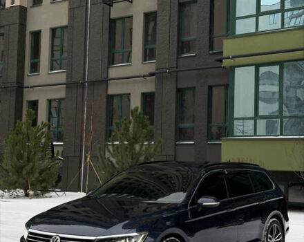 Синий Фольксваген Пассат, объемом двигателя 1.97 л и пробегом 317 тыс. км за 14450 $, фото 1 на Automoto.ua