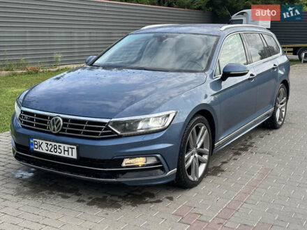 Фольксваген Пассат 2017 в Радивилове на Automoto.ua Синий Фольксваген Пассат, объемом двигателя 1.97 л и пробегом 241 тыс. км за 17200 $, фото 1 на Automoto.ua