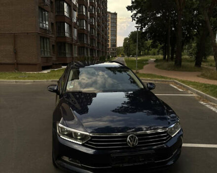 Синій Фольксваген Пассат, об'ємом двигуна 1.6 л та пробігом 219 тис. км за 15200 $, фото 1 на Automoto.ua