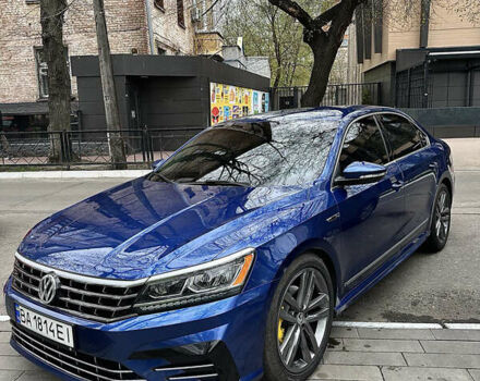 Синій Фольксваген Пассат, об'ємом двигуна 1.8 л та пробігом 110 тис. км за 15500 $, фото 1 на Automoto.ua