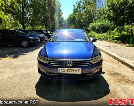Синій Фольксваген Пассат, об'ємом двигуна 2 л та пробігом 329 тис. км за 14900 $, фото 1 на Automoto.ua