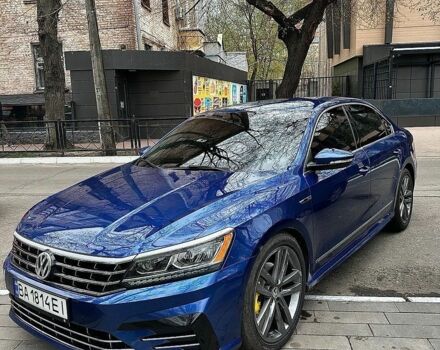 Синій Фольксваген Пассат, об'ємом двигуна 1.8 л та пробігом 120 тис. км за 15000 $, фото 1 на Automoto.ua