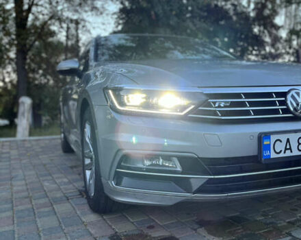 Синий Фольксваген Пассат, объемом двигателя 1.9 л и пробегом 285 тыс. км за 21288 $, фото 1 на Automoto.ua