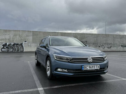 Фольксваген Пассат 2017 в Львове на Automoto.ua Синий Фольксваген Пассат, объемом двигателя 1.97 л и пробегом 217 тыс. км за 15800 $, фото 1 на Automoto.ua
