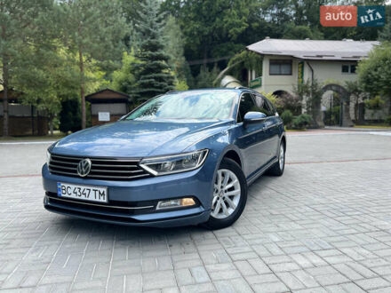 Фольксваген Пассат 2018 у Дрогобичі на Automoto.ua Синій Фольксваген Пассат, об'ємом двигуна 1.97 л та пробігом 287 тис. км за 17200 $, фото 1 на Automoto.ua